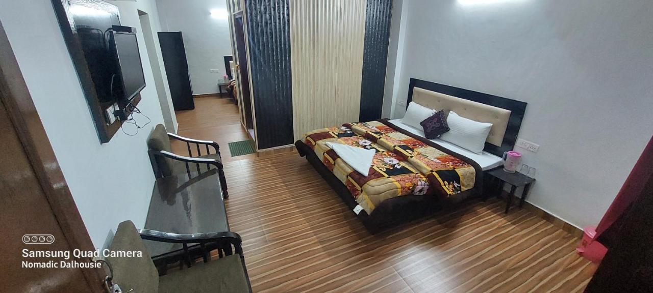 Peaceful Retreat Home Stay, Dalhousie Esterno foto
