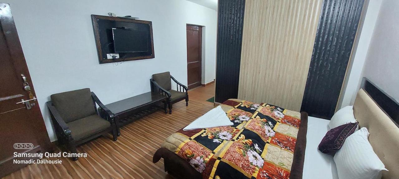 Peaceful Retreat Home Stay, Dalhousie Esterno foto