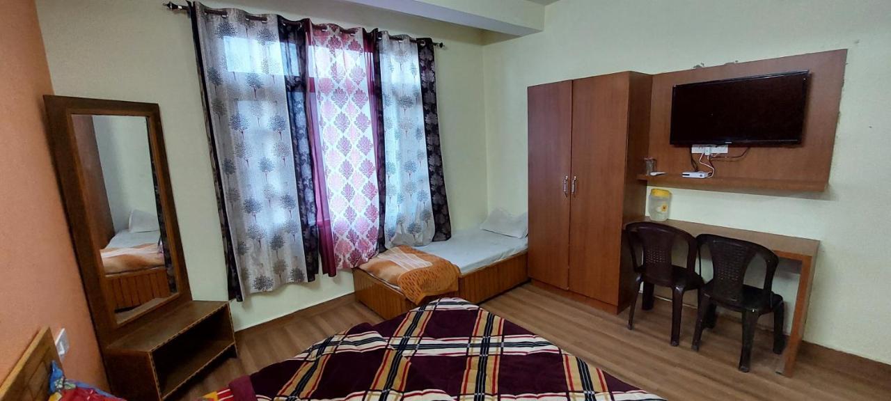 Peaceful Retreat Home Stay, Dalhousie Esterno foto