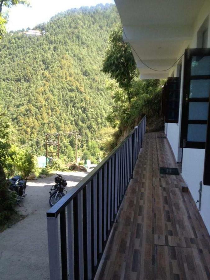 Peaceful Retreat Home Stay, Dalhousie Esterno foto