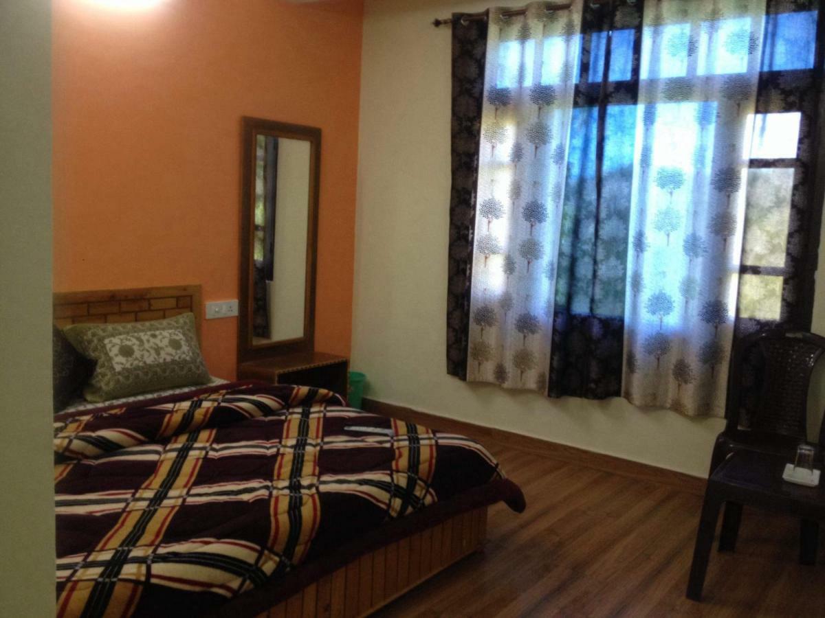 Peaceful Retreat Home Stay, Dalhousie Esterno foto